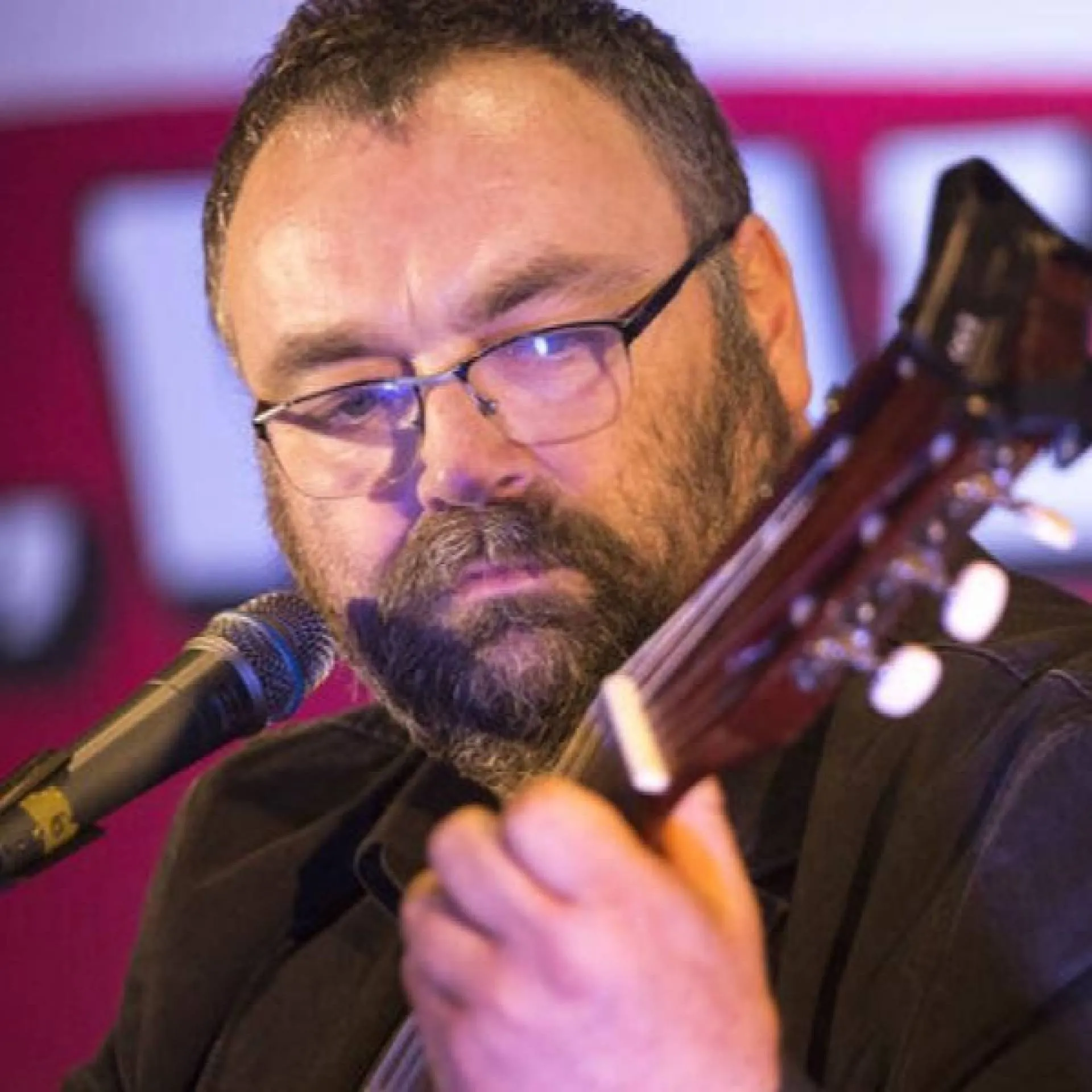,Paweł Piekarczyk