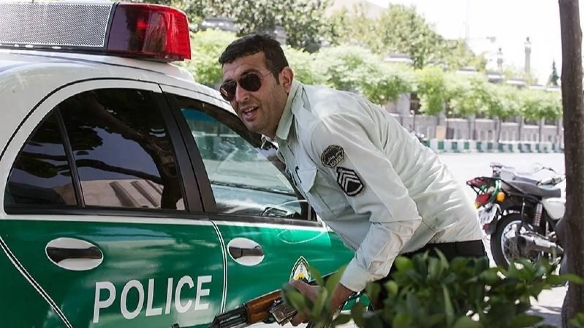 Piłkarze pili alkohol. Wpadła irańska policja