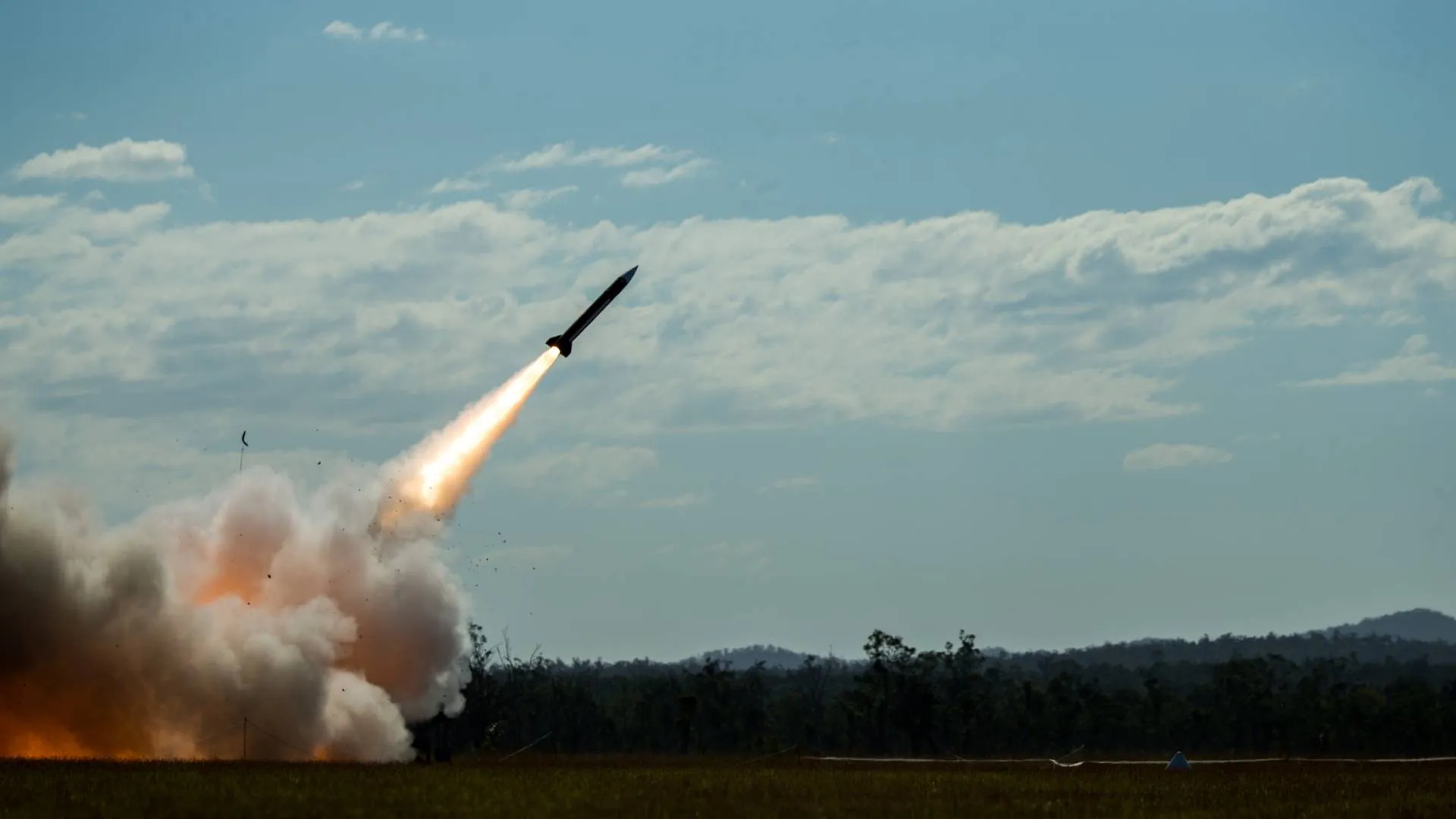 Kanada kupi dla Ukrainy amerykańskie rakiety