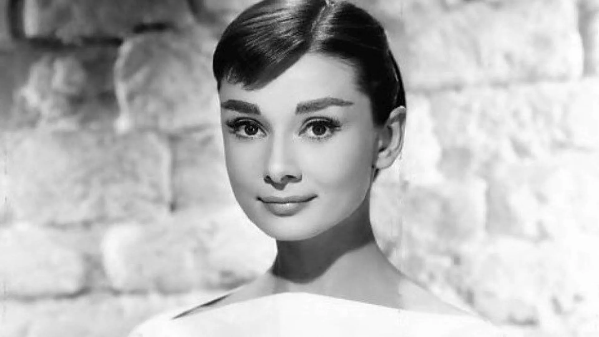 "Bóg pocałował ją w policzek i stworzył aktorkę wyjątkową". 30 lat temu zmarła Audrey Hepburn