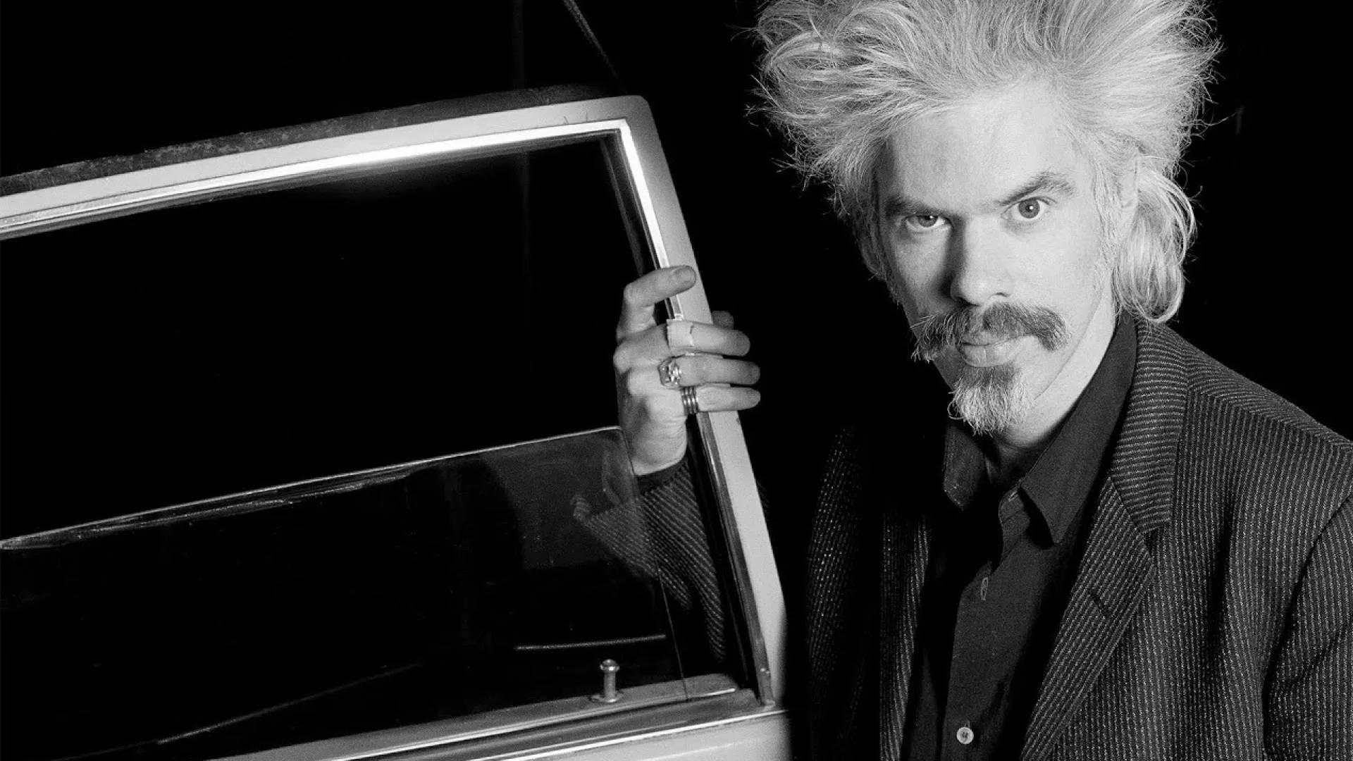 "Nie jestem profesjonalnym filmowcem, uparcie uważam się za amatora"... Jim Jarmusch kończy 70 lat