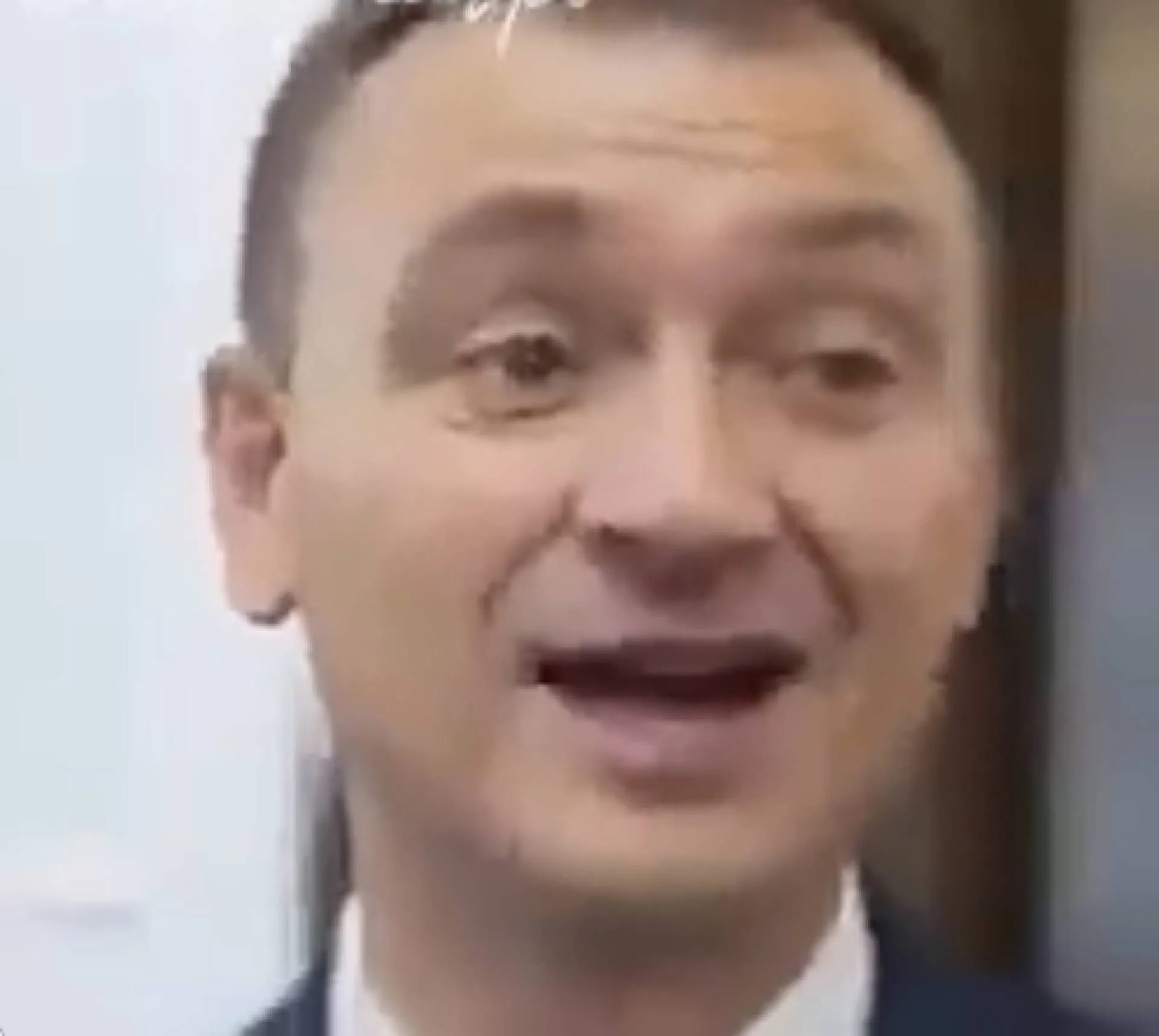Nitras nadchodzi