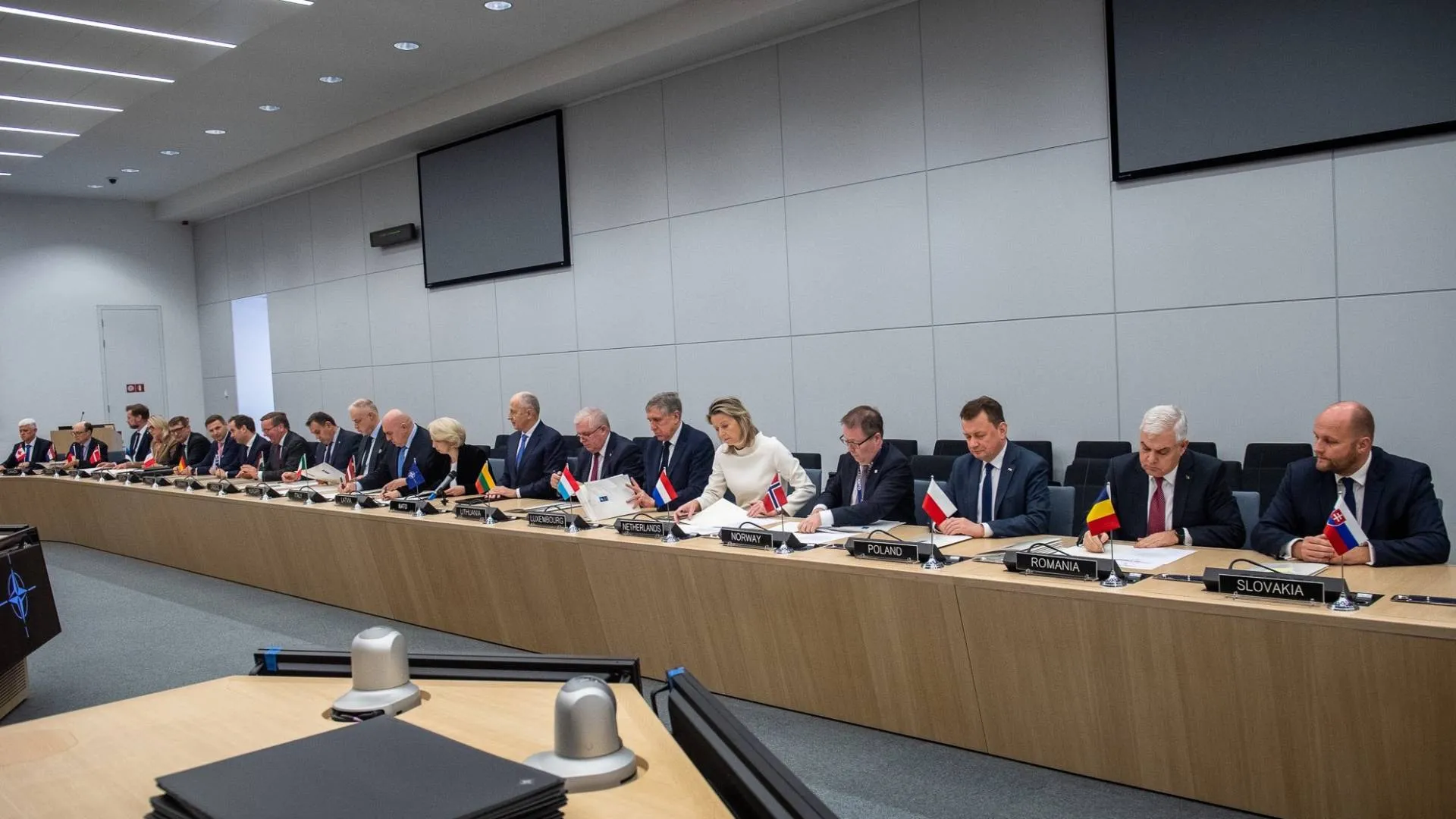 Współpraca NATO w obszarze składowania broni