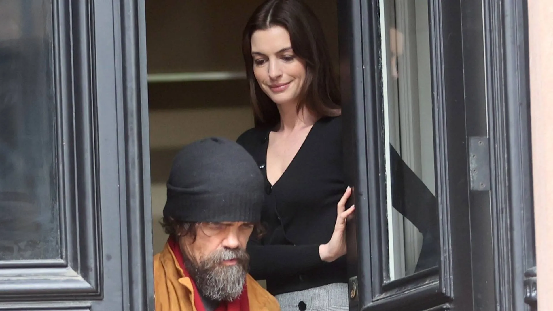 Pokaz komedii romantycznej Rebekki Miller zainaugurował 73. Berlinale. O czym jest "She Came To Me"?