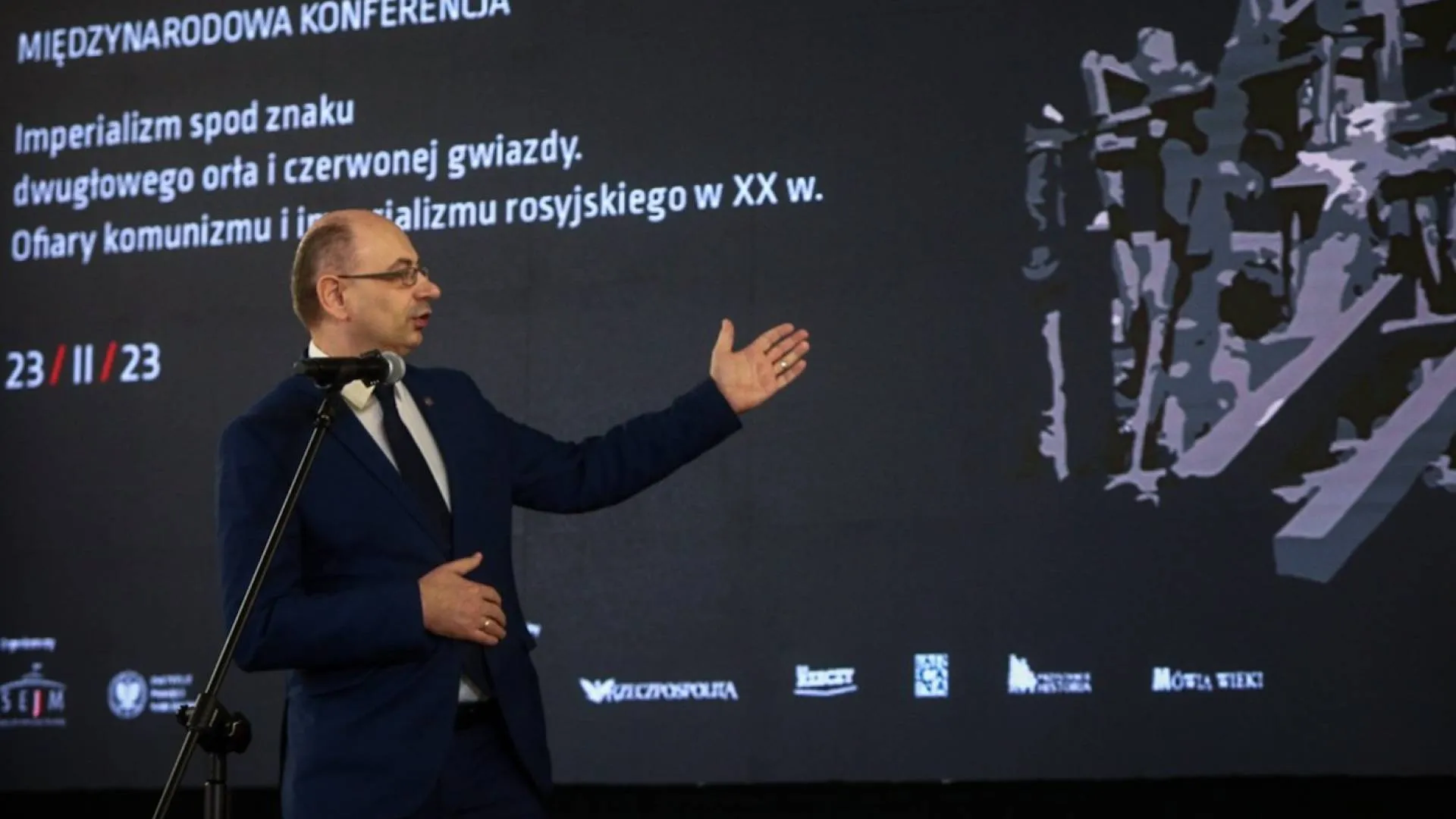 W Sejmie międzynarodowy głos o rosyjskim imperializmie. "Od lat niesie cierpienie, zniszczenie i utratę bezpieczeństwa"