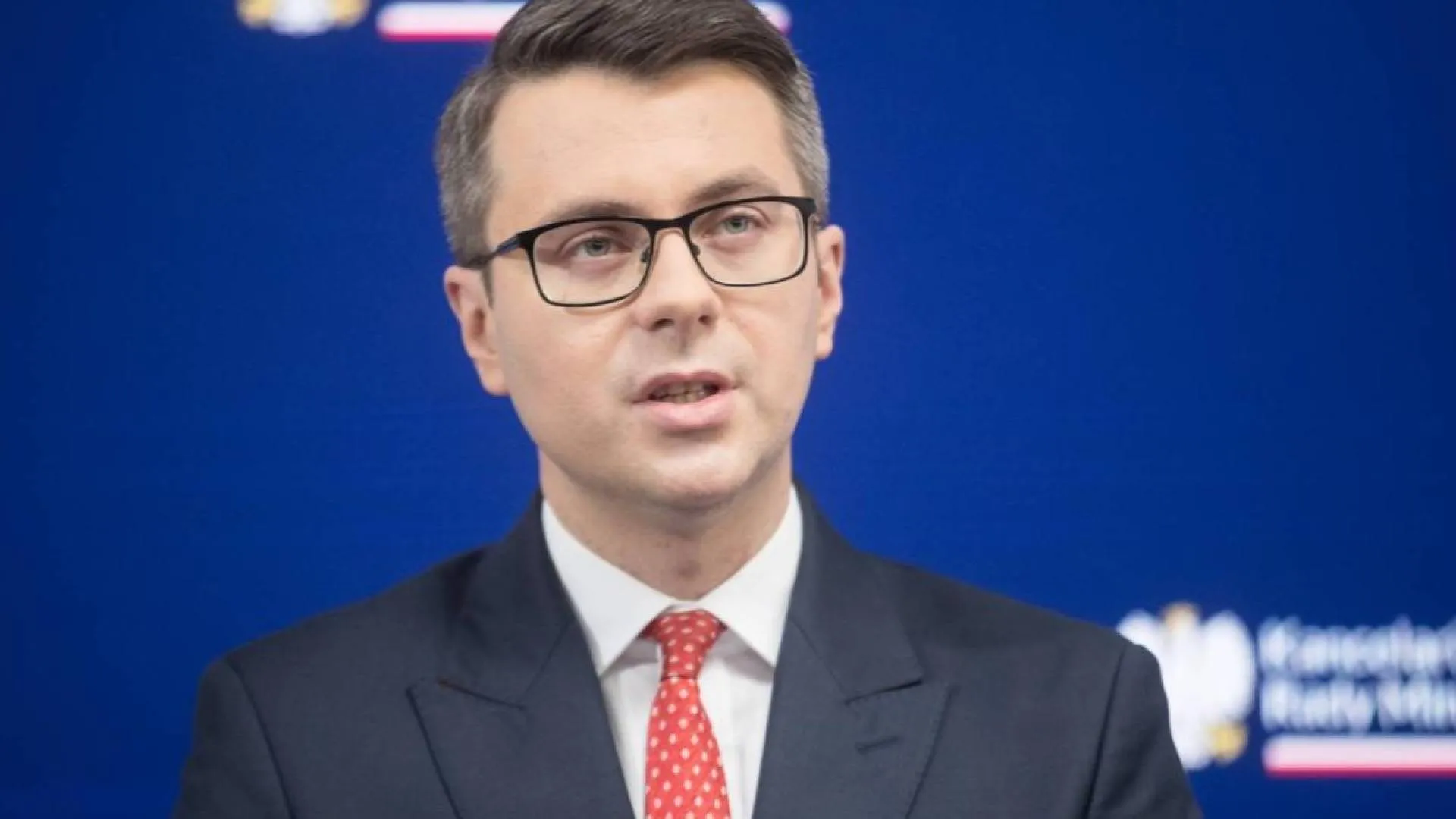PiS chce zagwarantować 13. i 14. emeryturę