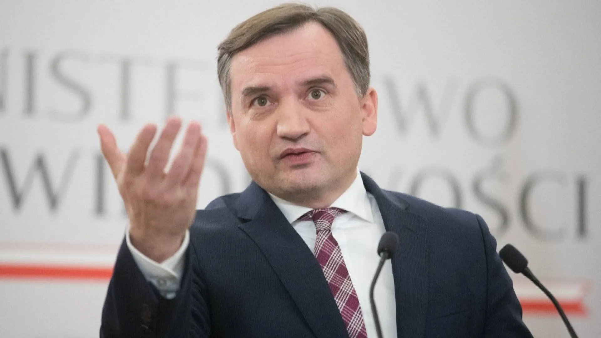 Rosjanie mordują cywilów na Ukrainie. Ziobro: Czas na odpowiedzialność karną