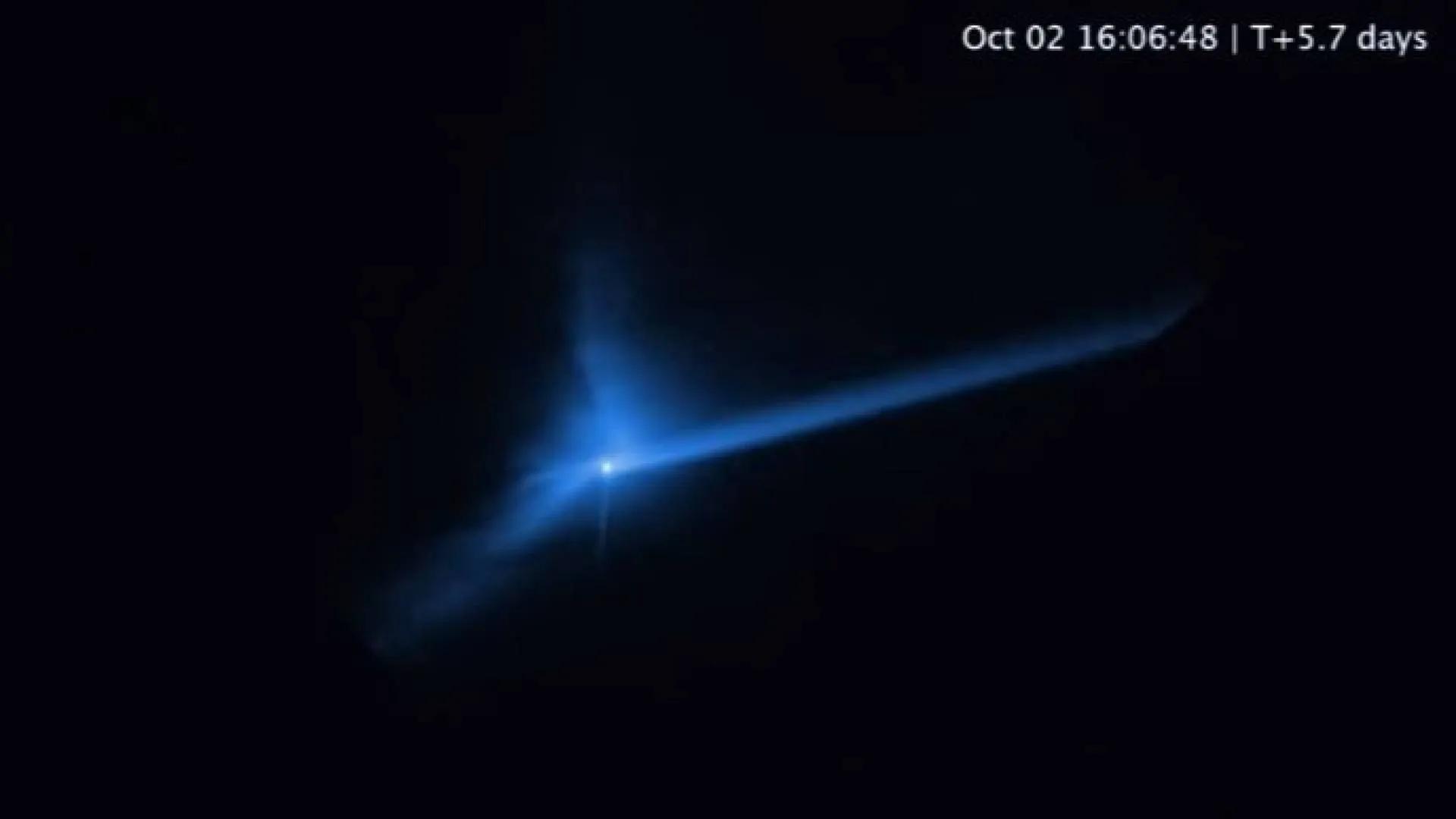 Teleskop Hubble'a nagrał uderzenie sondy DART w asteroidę. Misja zakończona powodzeniem