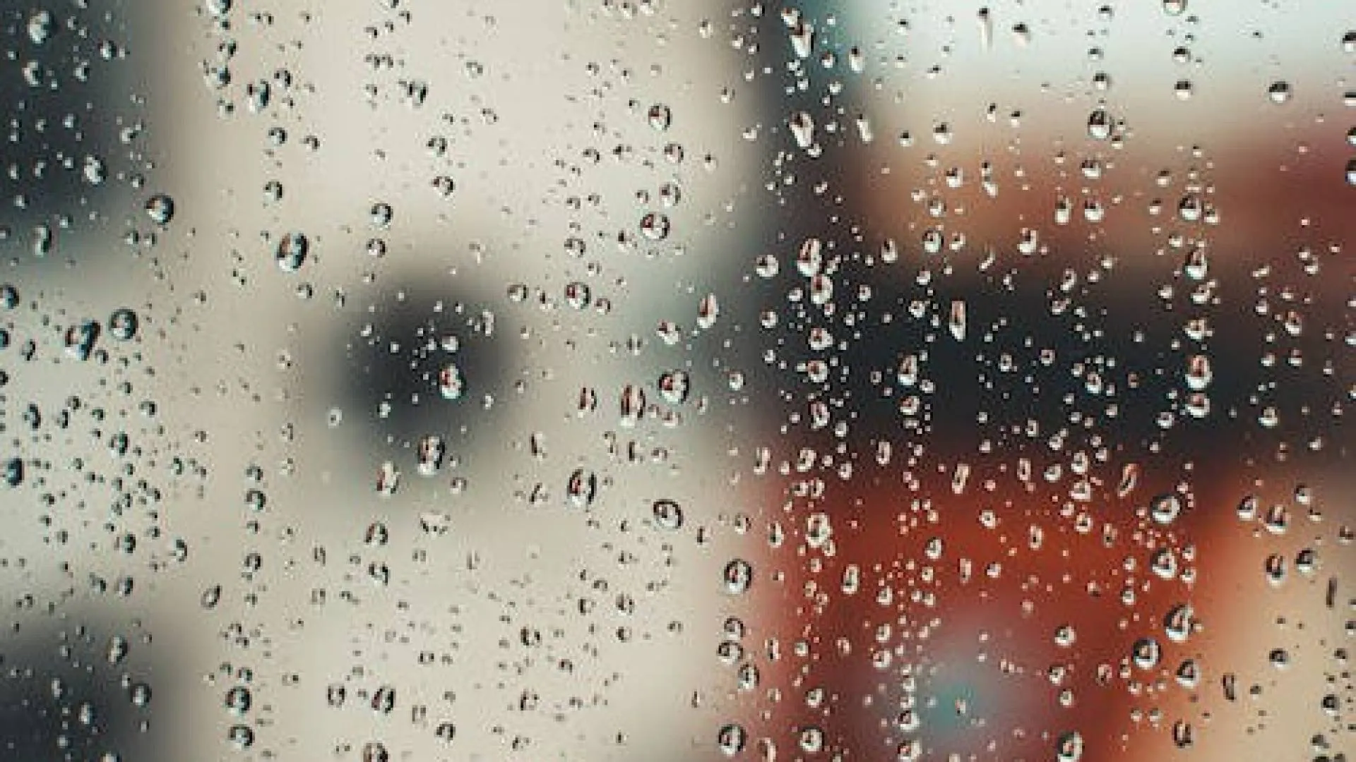 Sobota pochmurna z przelotnymi opadami deszczu