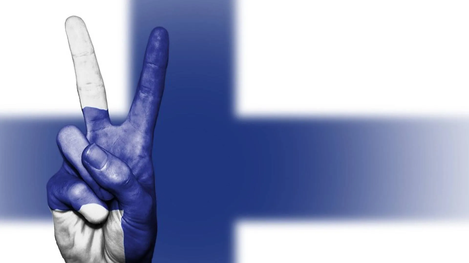 Finlandia. "Koniec epoki neutralności"