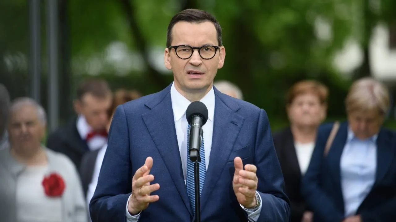 „Jesteśmy bardzo pracowitym narodem”. Premier Morawiecki przytoczył najnowsze dane. ZOBACZ