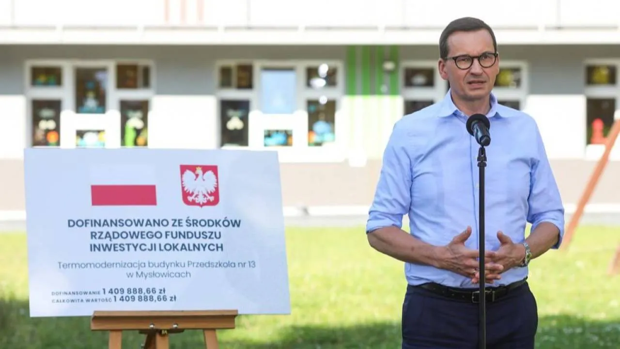 Premier o medialnych manipulacjach. "Trzeba informować, bo ludzie muszą podjąć decyzję w sposób świadomy"