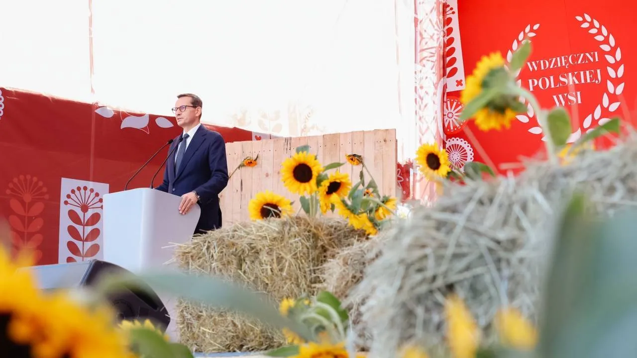 premier Mateusz Morawiecki w Miętnem