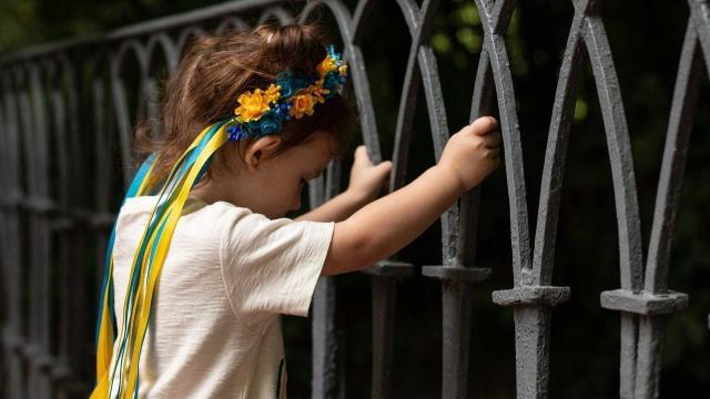 Reżim Łukaszenki uczestniczy w zbrodni wojennej na ukraińskich dzieciach