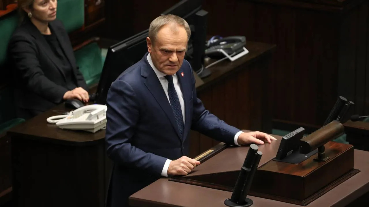 Ten SONDAŻ nie pozostawia wątpliwości. Polacy obawiają się wzrostu cen po decyzji Tuska