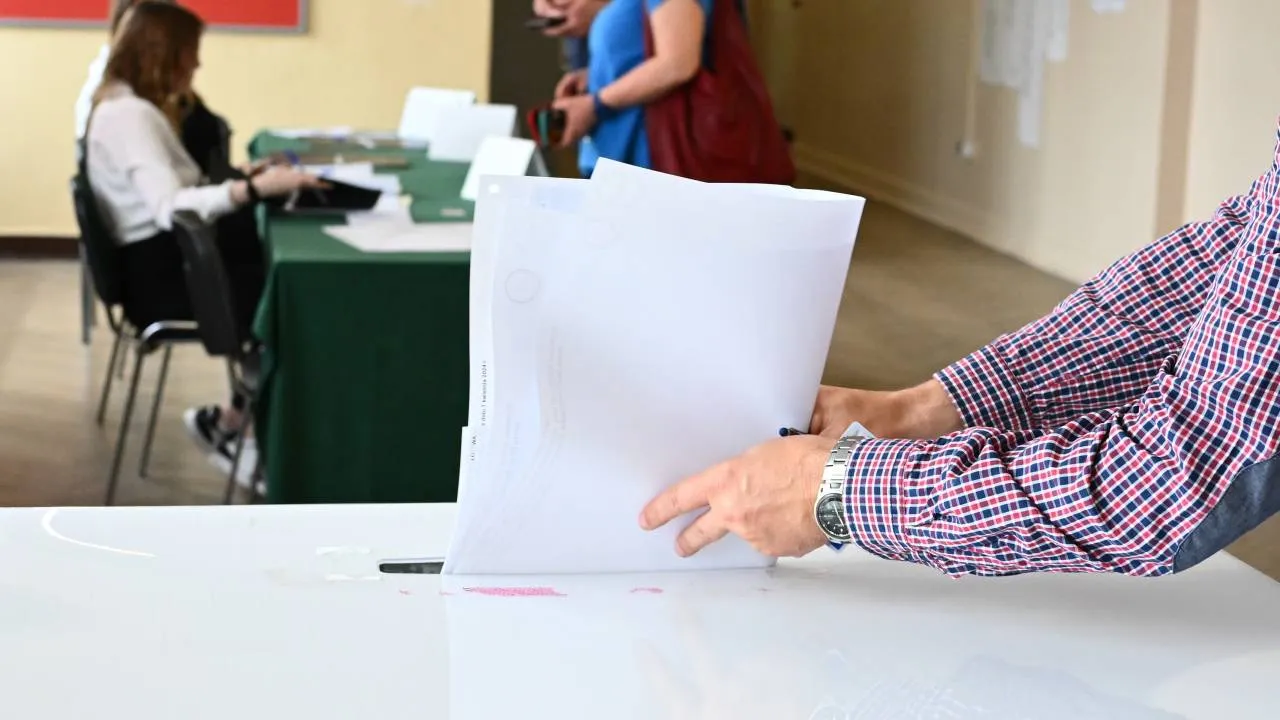 Koniec rządów weterana SLD w Legnicy. Krzakowski - prezydent od 2002 r. - nie wszedł do drugiej tury