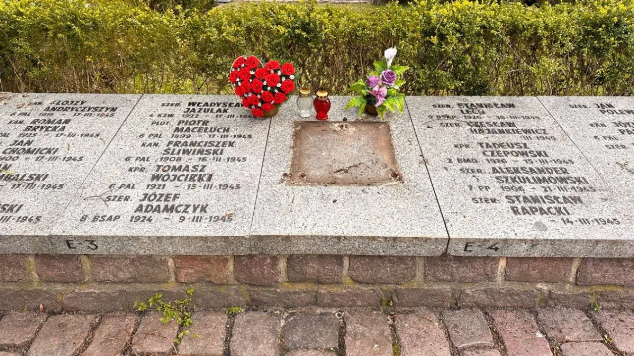 Rabowanie grobów i dewastacja na Cmentarzu Wojennym w Kołobrzegu