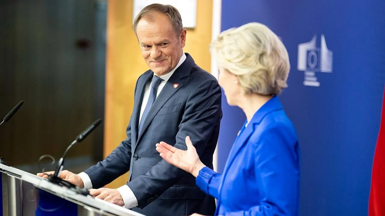 Niemieckie media: Bruksela chce pokazać Polsce, że głosowanie za proeuropejskim rządem się opłaca