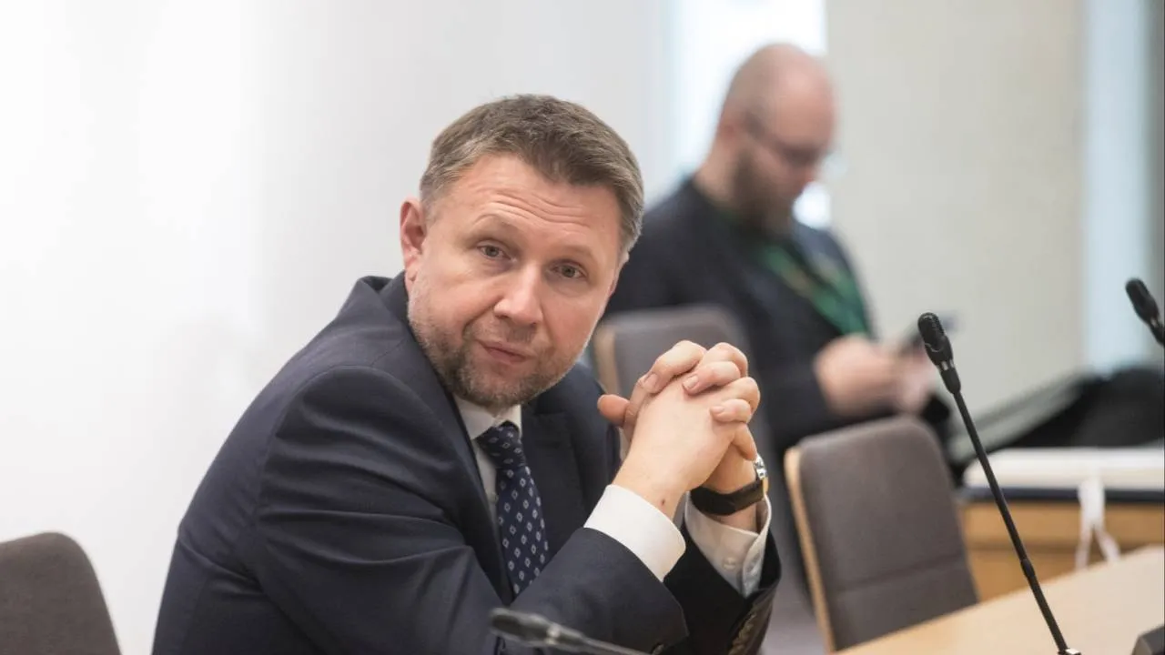 „Ja wielokrotnie broniłem strażników granicznych“. Kierwiński "orędownikiem" wzmacniania bariery na granicy