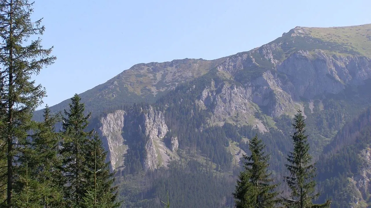 Lawina błotna uderzyła w schron w Tatrach słowackich. Zginęła Polka