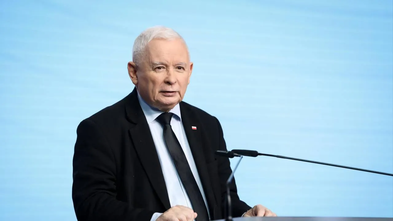 Dłuższa lista kandydatów PiS na prezydenta. Kaczyński o "operacji wyboru"