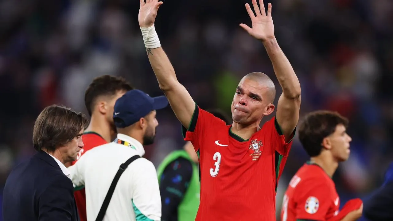 Portugalczyk Pepe zakończył piłkarską karierę