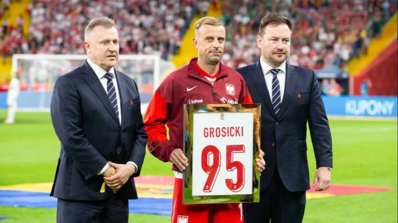 Kamil Grosicki żegna się z reprezentacją Polski Kamil Grosicki żegna się z reprezentacją Polski