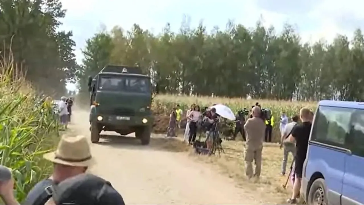 Na szczątkach drona, który wybuchł w Polsce, ujawniono napisy. W jakim języku?