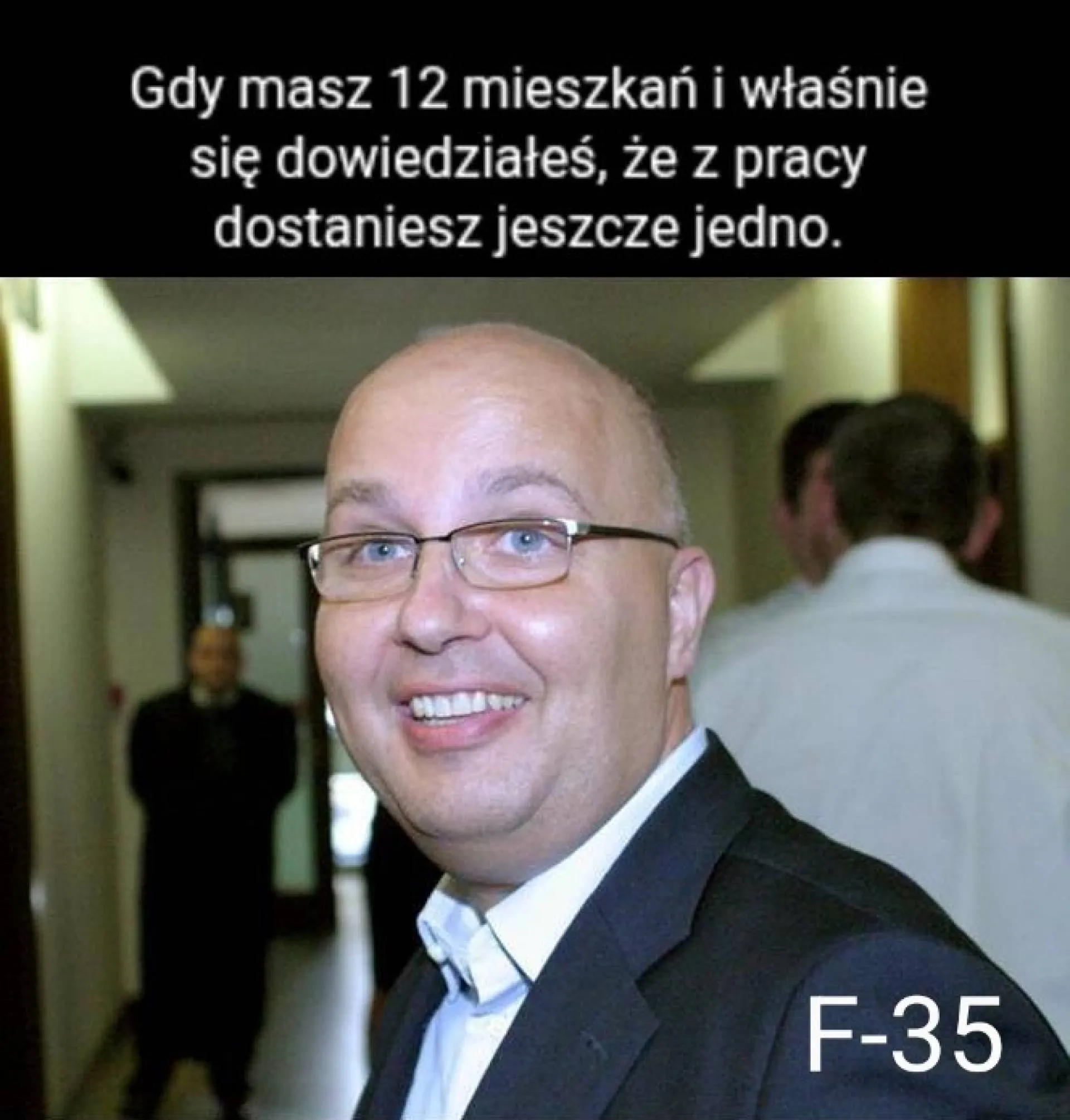 12 mieszkań