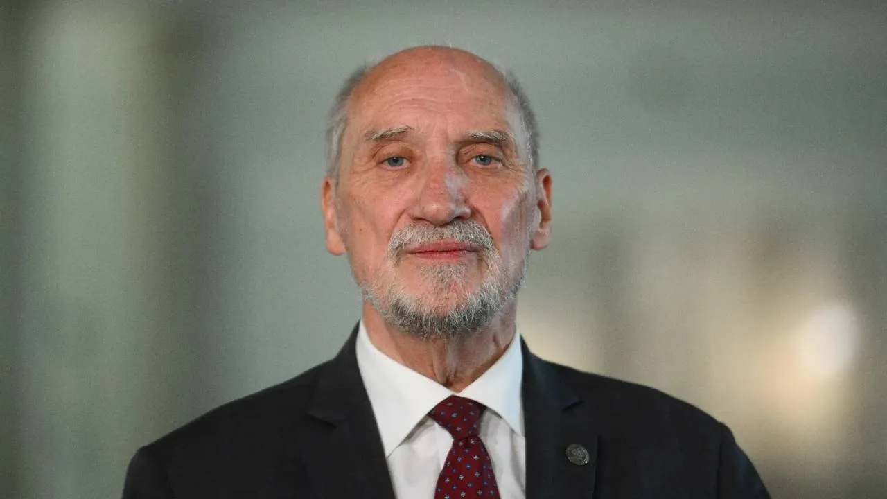 Antoni Macierewicz z zarzutami. Chodzi m.in. o działanie podkomisji smoleńskiej