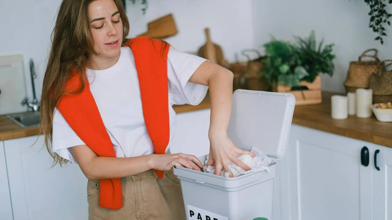 Gdzie wyrzucić paragon? Na pewno nie do pojemnika na papier