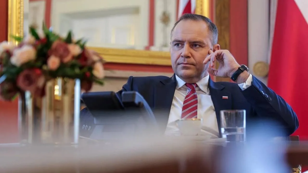 Co Polacy myślą o prezydenturze Karola Nawrockiego? SONDAŻ nie pozostawia złudzeń