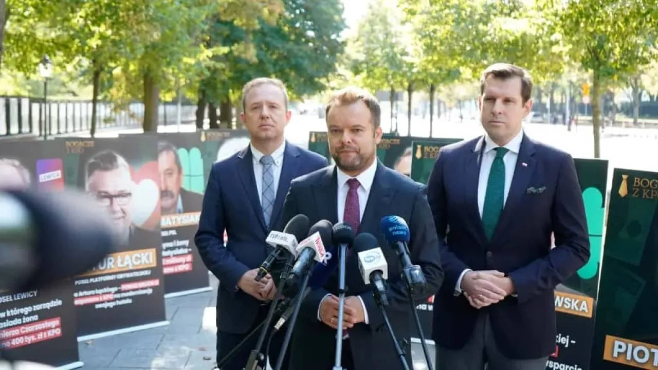 Afera KPO. Posłowie PiS przygotowali "wystawę wstydu i hańby"