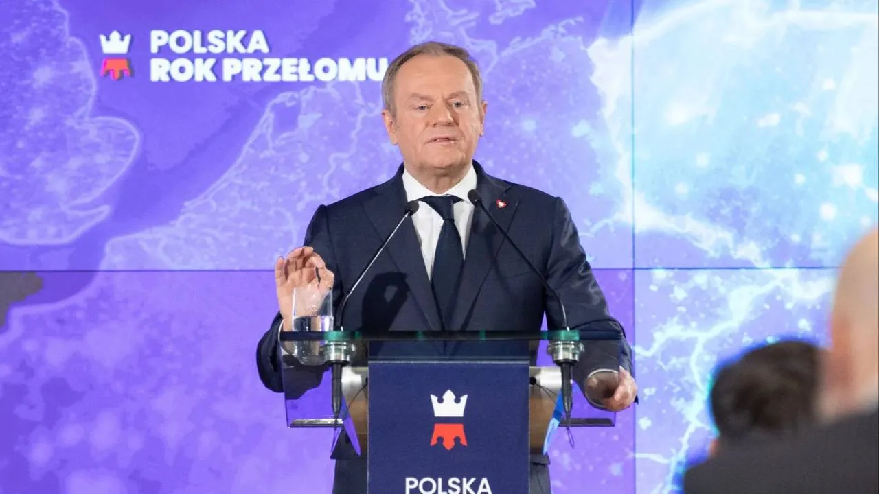 Do warszawskiego sądu trafił pozew spółki z Sanoka. Ma konkretne żądanie wobec Tuska
