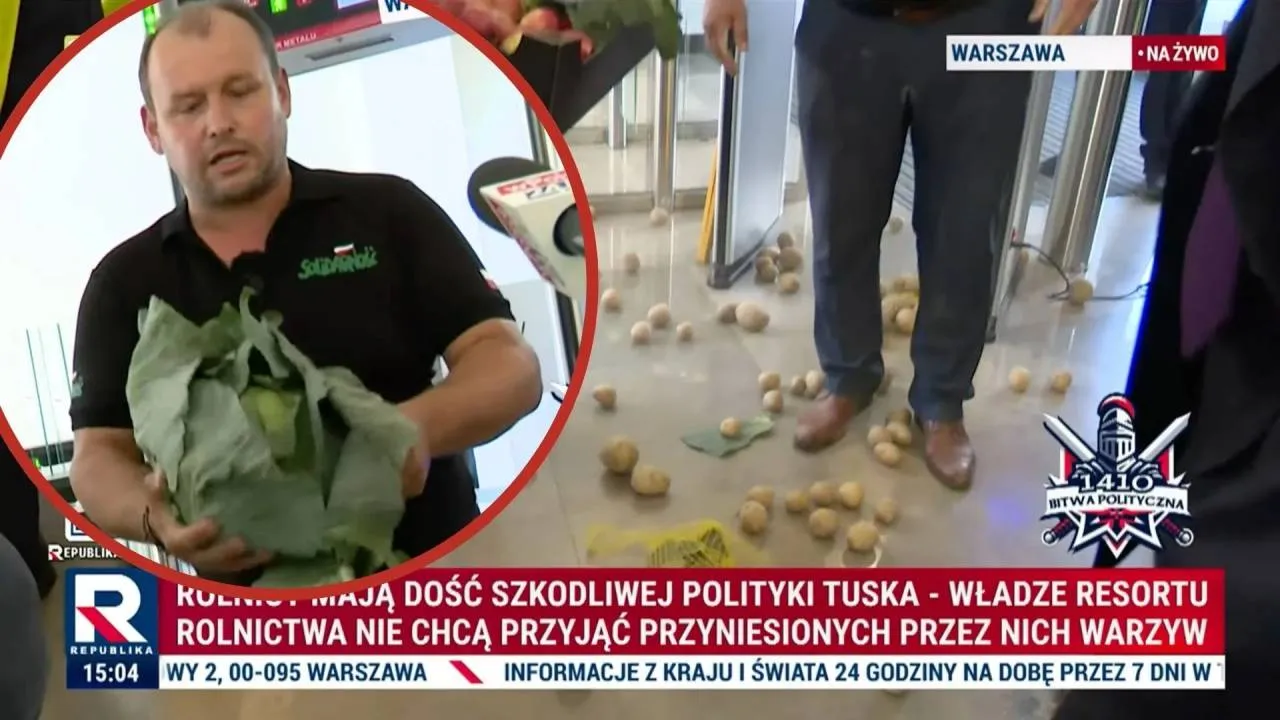 Awantura w Ministerstwie Rolnictwa. Krajewski wystraszył się rolników. Ci zostawili coś dla niego na wejściu