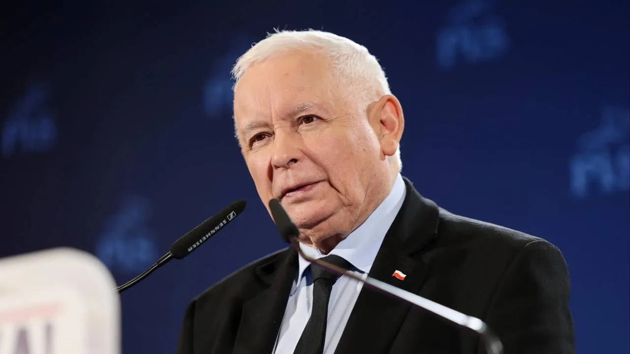 Ograniczenie sprzedaży alkoholu. Co o projekcie Lewicy uważa Jarosław Kaczyński?