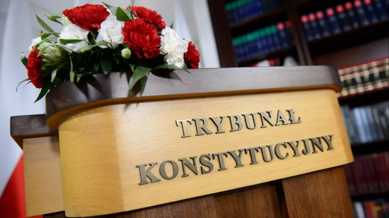 Sędzia, która nie ma zgody KRS na orzekanie - pogroziła prezesowi TK! A nawet padło coś o "uprawnieniach"