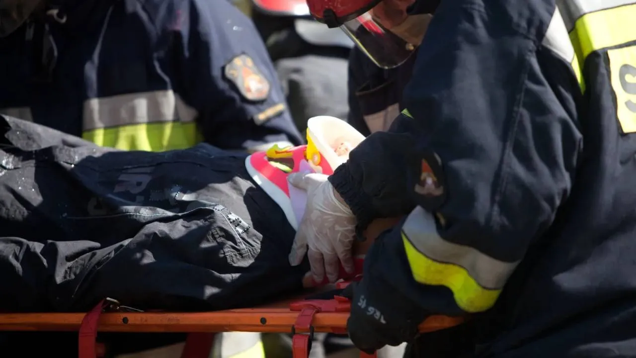 Areszt dla kierowcy ciężarówki. Tragiczny karambol na S8 pod Oleśnicą - cztery ofiary śmiertelne