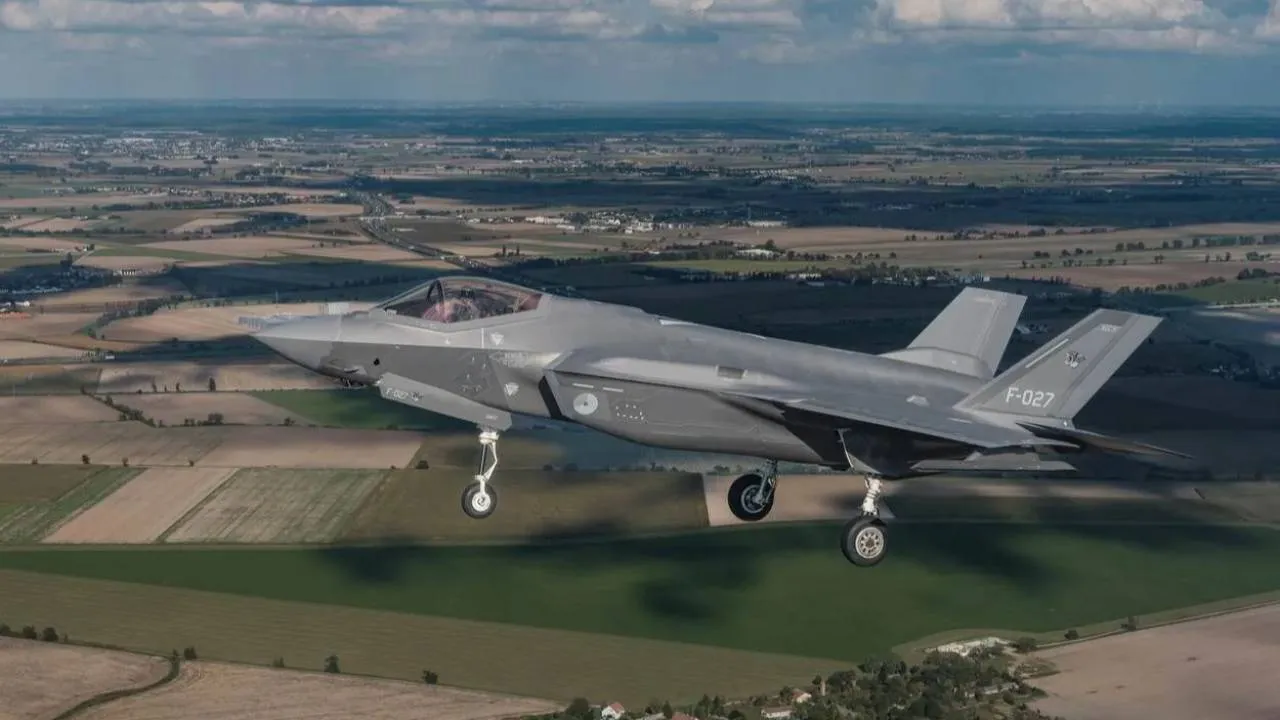 Tajemnicze oznaczenie na holenderskim F-35 stacjonującym w Polsce. "Pamiątka nocy z 9 na 10 września"