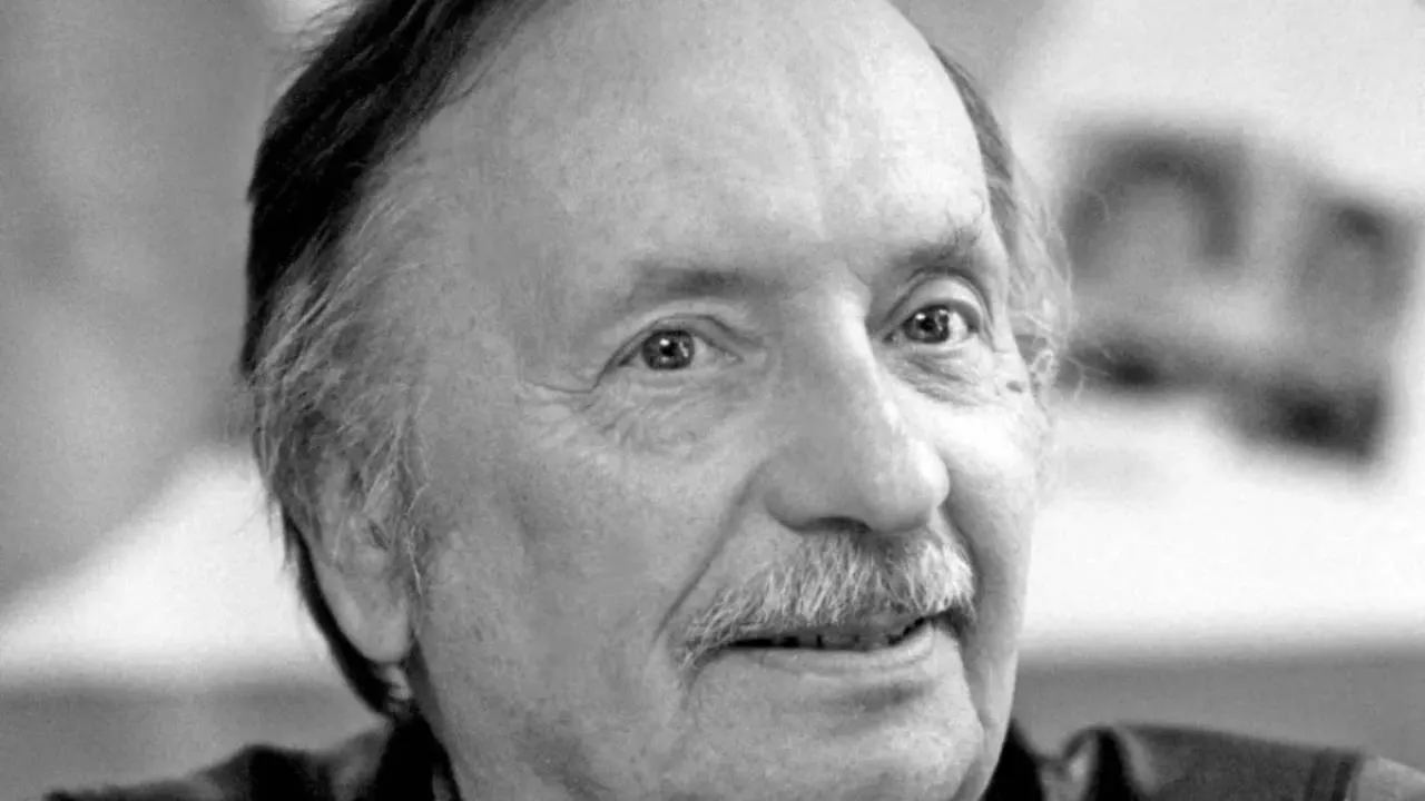 Zawsze elegancki, zawsze z dystansem. To już siedem lat jak nie ma z nami mistrza polskiej komedii
