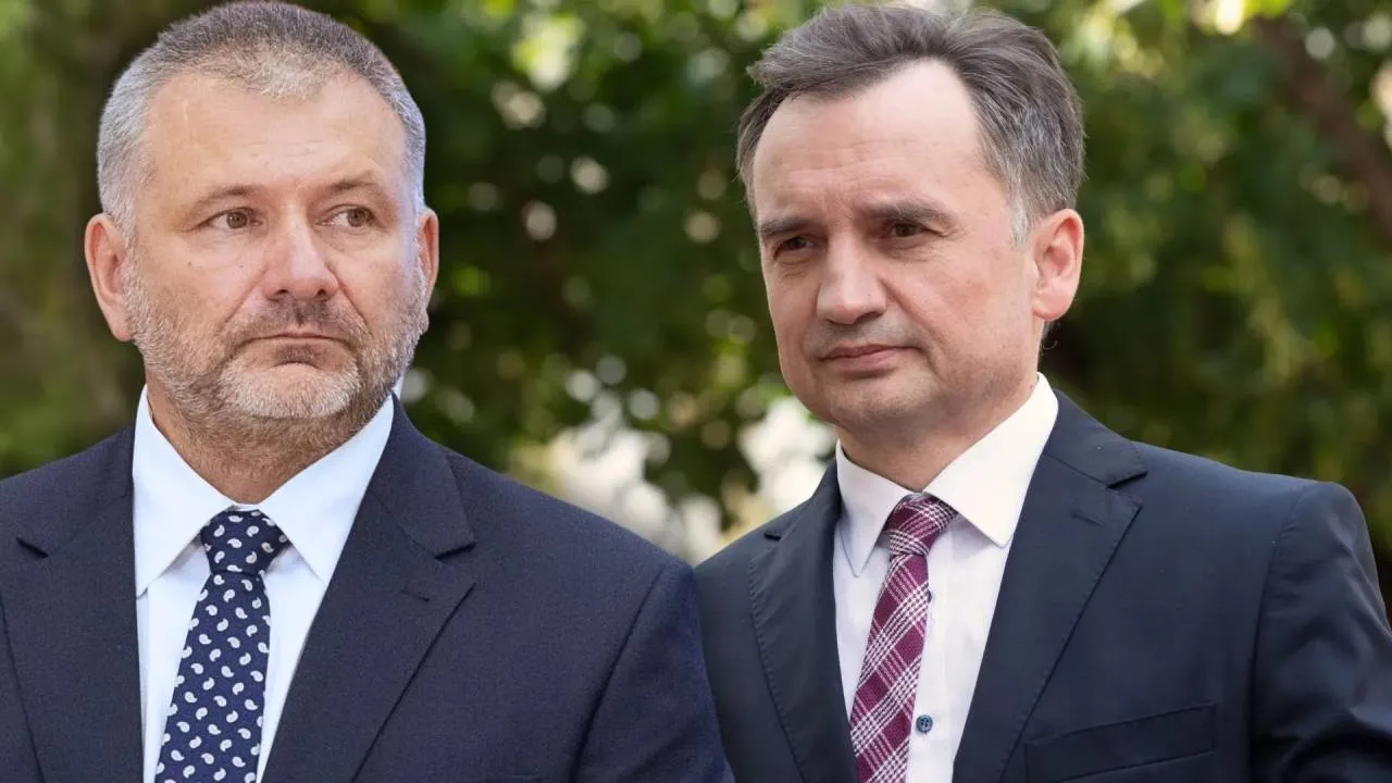 Żurek kontra system losowania sędziów. Opozycja nie gryzie się w język: "Bolszewia"