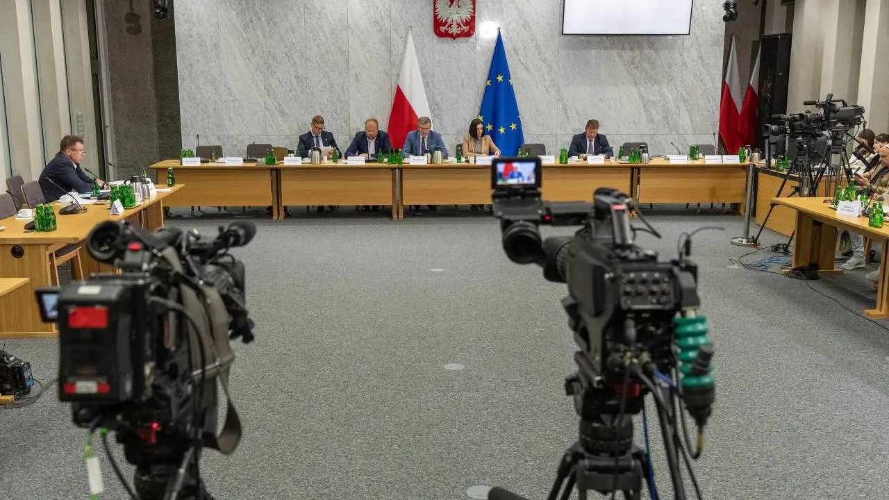 Nielegalna komisja Sroki