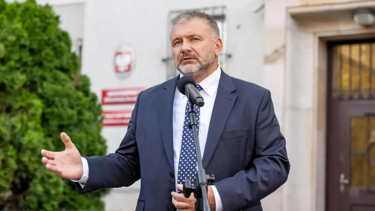 Samozbiory i samosądy. Plan Waldemara Żurka to usunąć tysiące sędziów