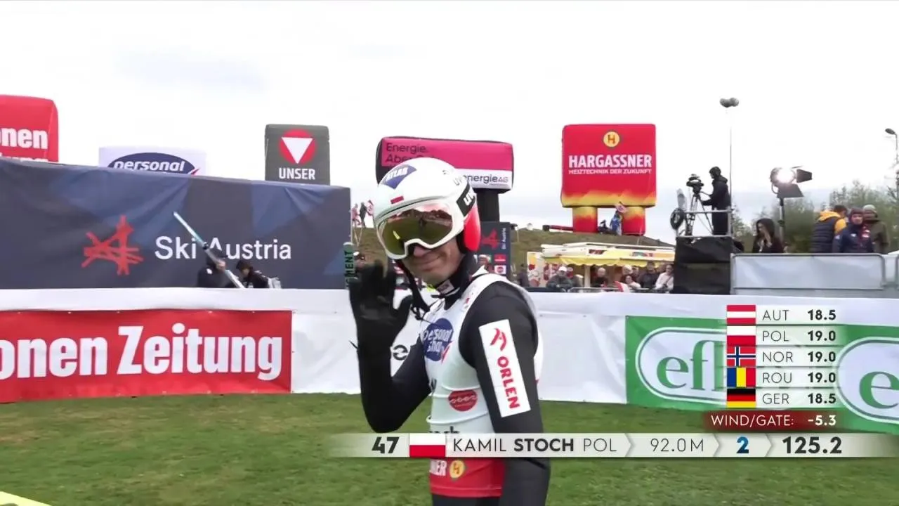 Kamil Stoch w genialnej formie: "Nikt nawet nie zbliżył się do tej odległości" [WIDEO]