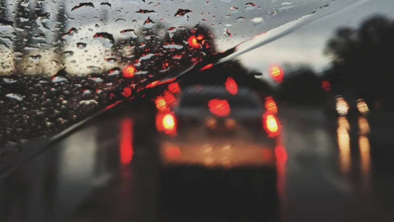 Gigantyczny karambol na autostradzie. Bardzo trudne warunki na drodze