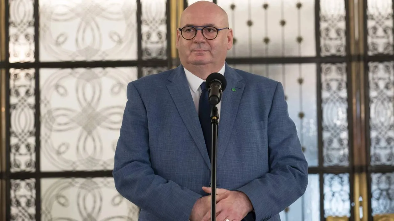 Po związkach partnerskich wezmą się za... aborcję? Polityk PSL zdradził szczegóły