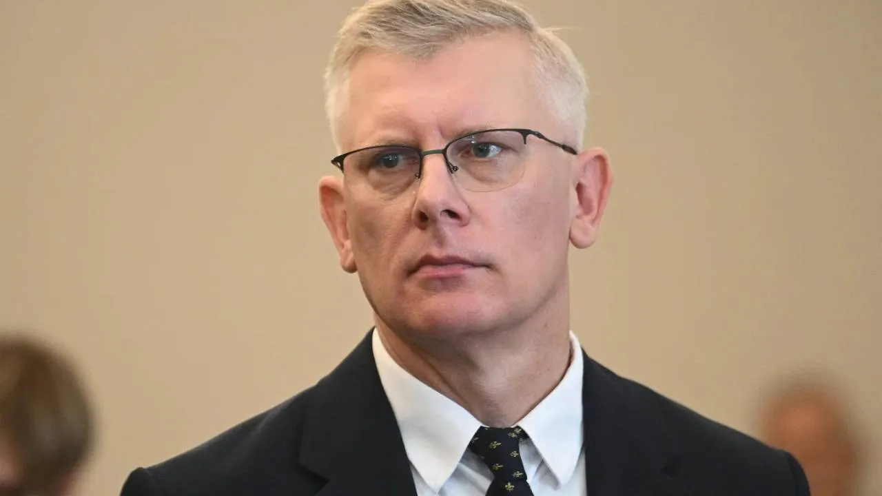 "Nic nie znaleźli, więc posłużyli się kłamstwem". Szokujące kulisy działania Stróżyka wobec prof. Cenckiewicza