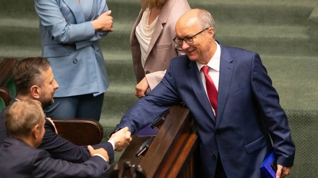 Czarzasty odciął się Komorowskiemu. "Powołałem zespół, który analizuje jego prezydenturę"