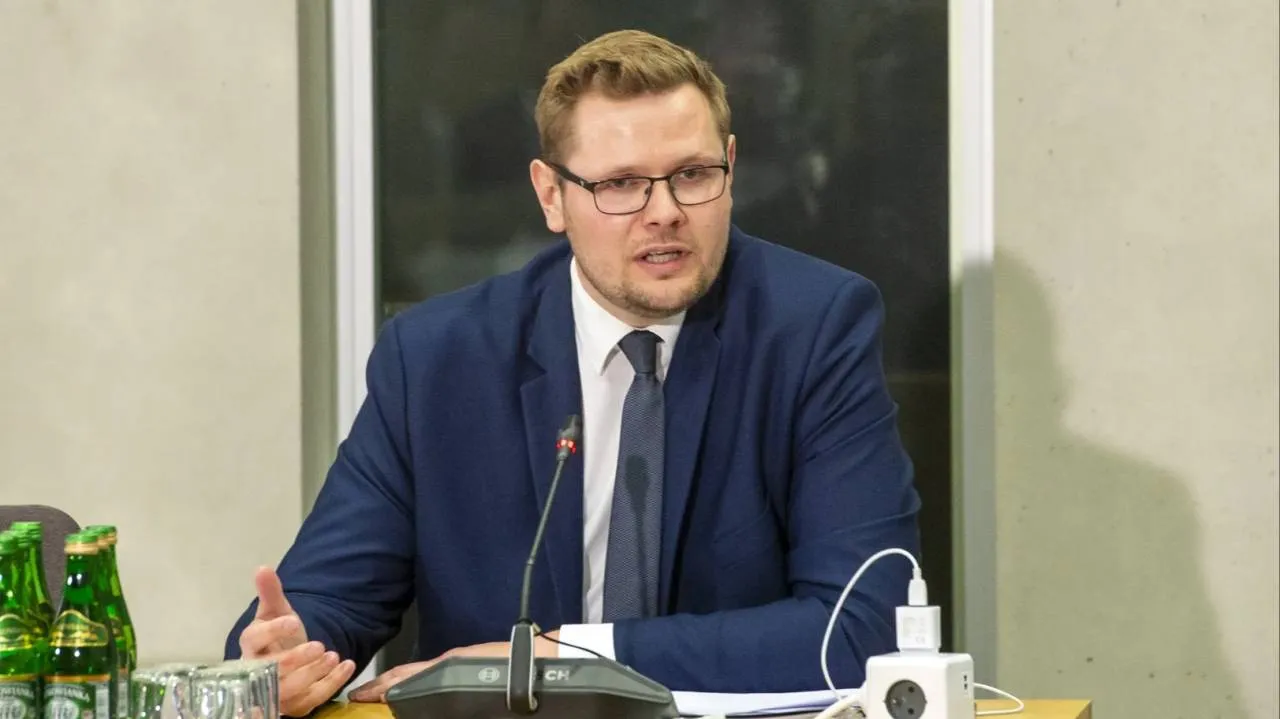 Władza „zdolna do tego, co robili Niemcy w okupowanej Polsce”. Wiceszef PiS w ostrych słowach w sprawie Wosia