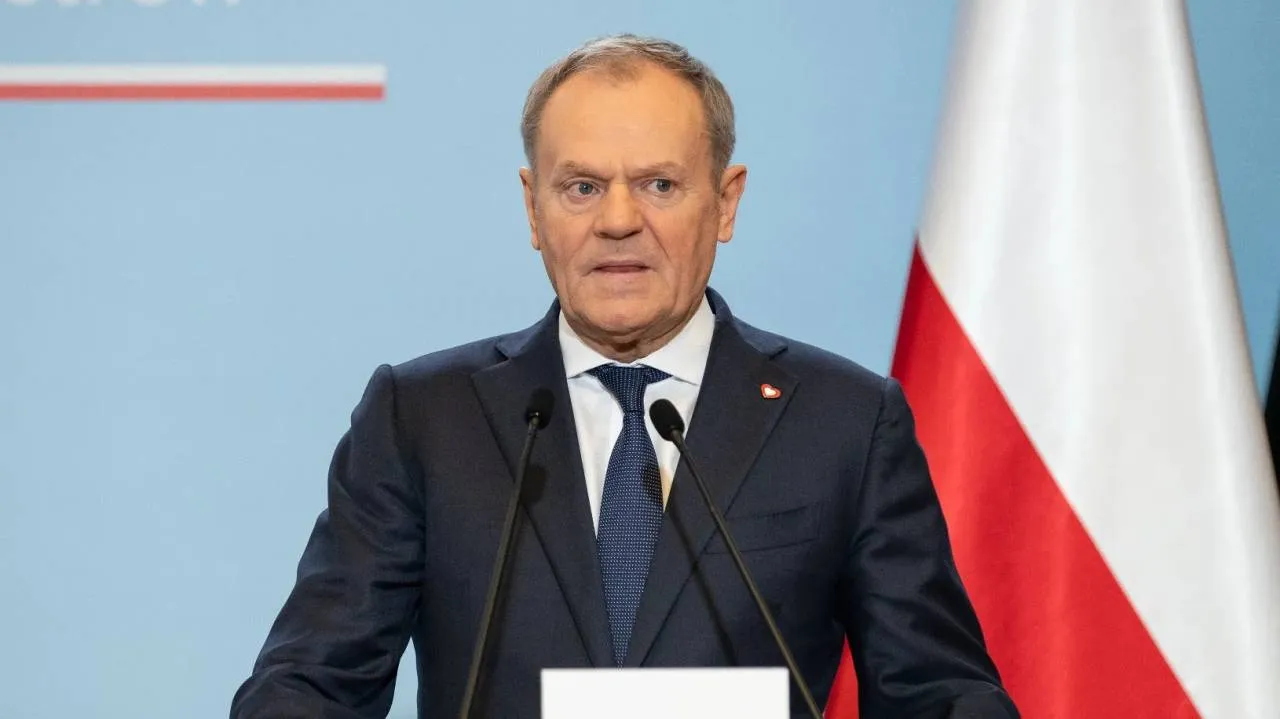 Tusk odtrąbił sukces w sprawie ETS2. Media: Nic się nie zmieniło. "Fatalne informacje"